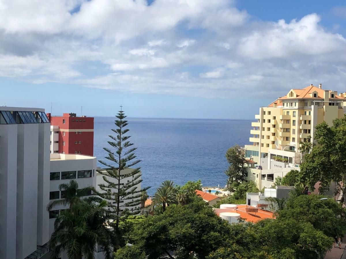 פונשל Astro Vista Madeira Apartments מראה חיצוני תמונה